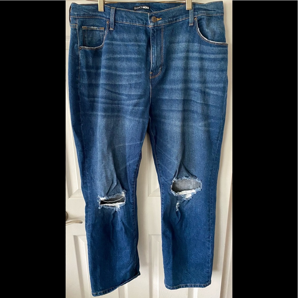 Fashion Nova Mom Jeans Dark Wash size 14 plus